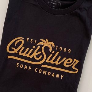Quiksilver Gold Logo Short Sleeve T-Shirt - L